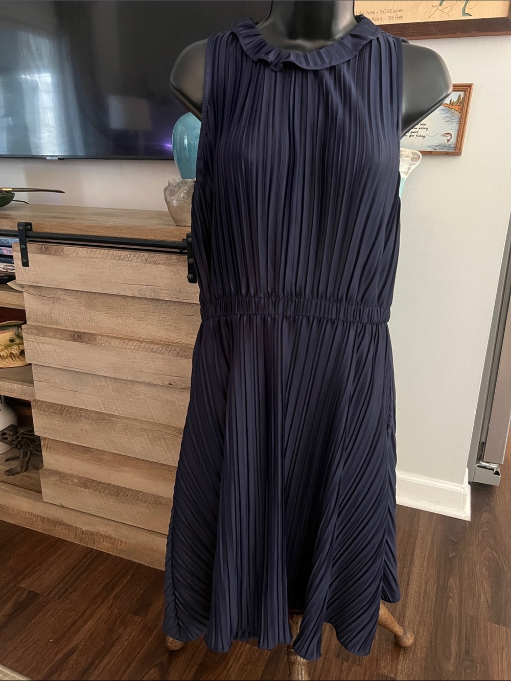 Dkny Navy Pleated Sleeveless Ruffle-Neck Dress